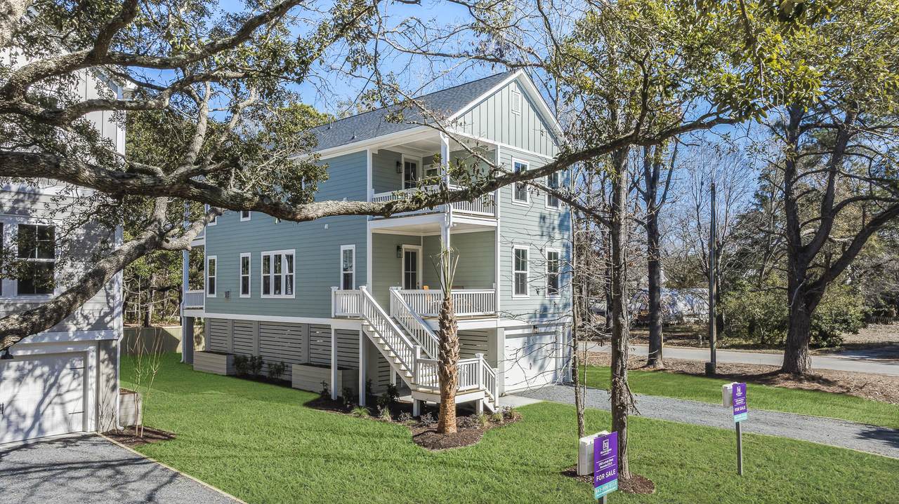 1370 Lucinda Street - Photo 1