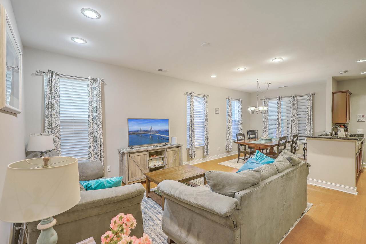 1114 Santa Elena Way - Photo 1