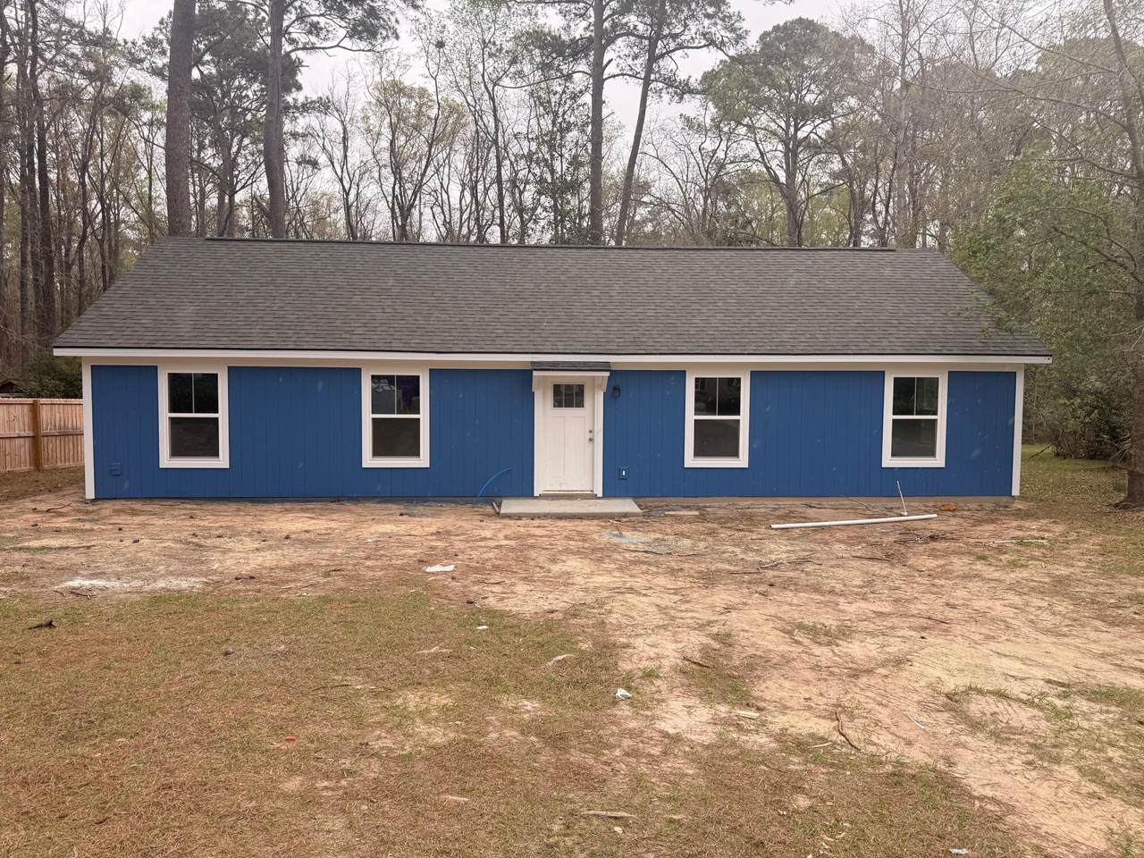 207 Woodlawn Street - Photo 1