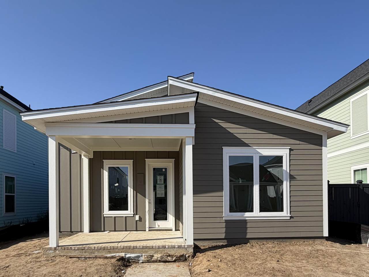 716 Rumbling Leaf Lane - Photo 1