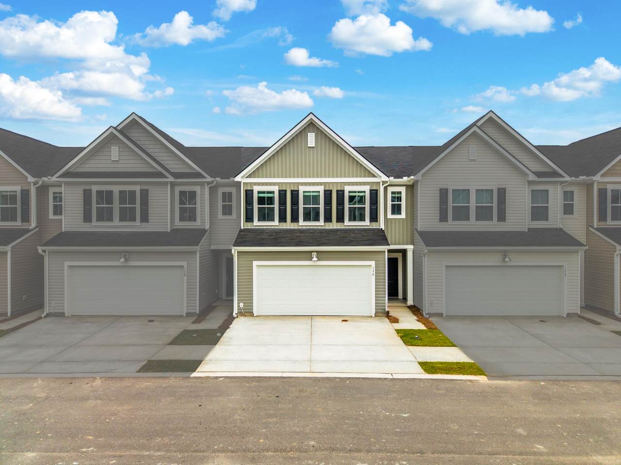 136 Fern Bridge Drive - Photo 1