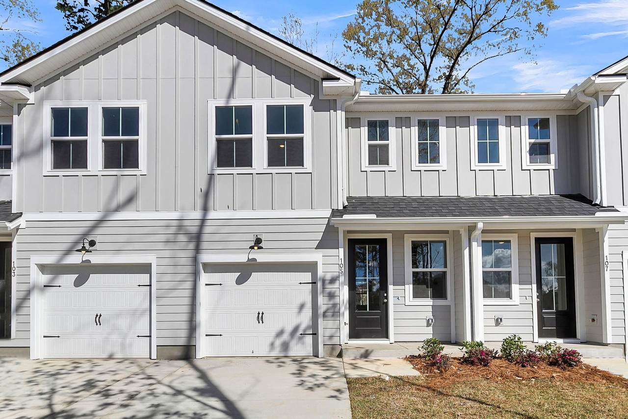 105 Berry Shoals Drive - Photo 1