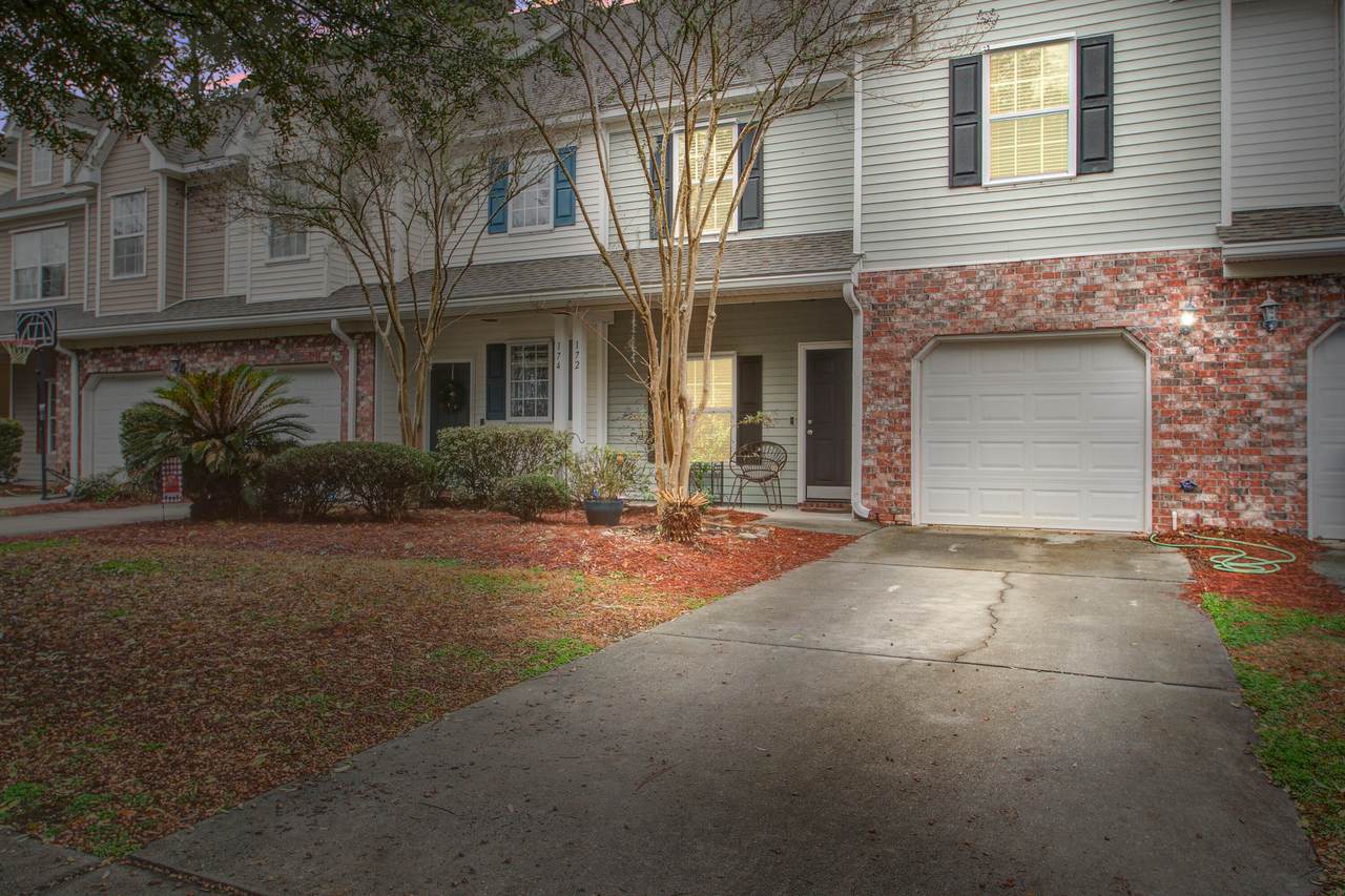 172 Dorothy Drive - Photo 1