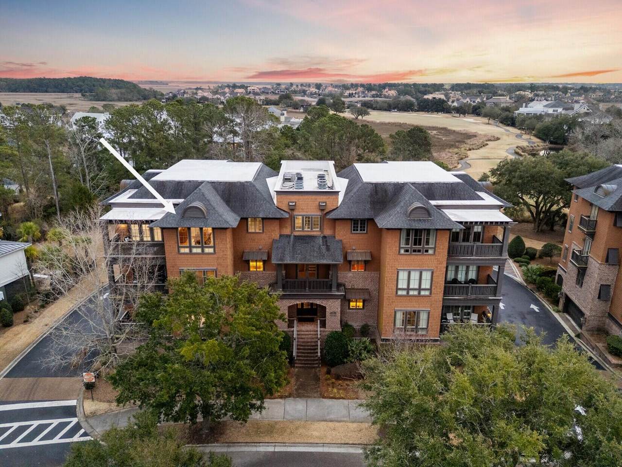 250 Island Park Drive - Photo 1