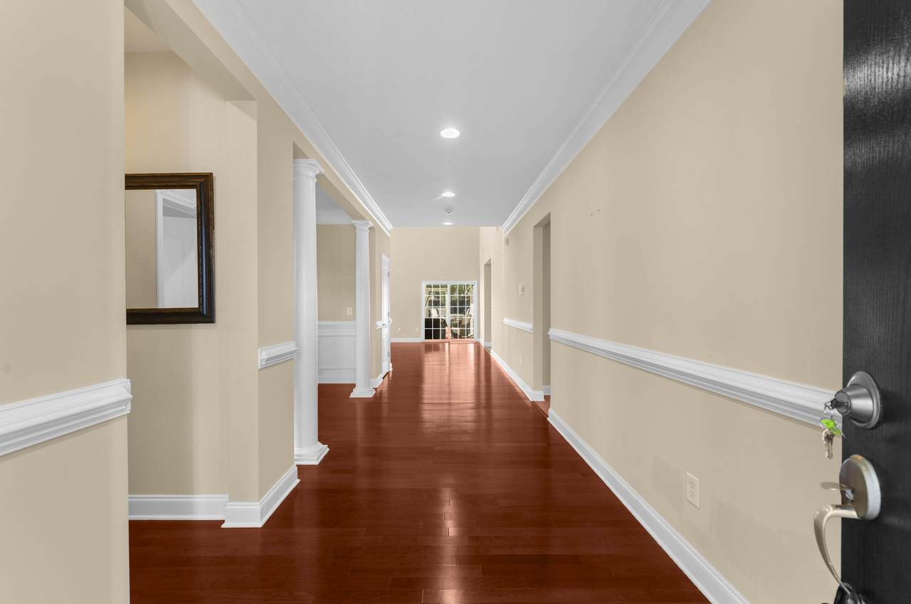 https://bt-photos.global.ssl.fastly.net/charleston/1280_boomver_2_26006378-2.jpg