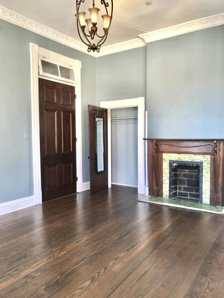 https://bt-photos.global.ssl.fastly.net/charleston/1280_boomver_2_26007027-2.jpg