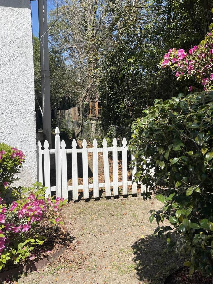 https://bt-photos.global.ssl.fastly.net/charleston/1280_boomver_1_26007602-2.jpg