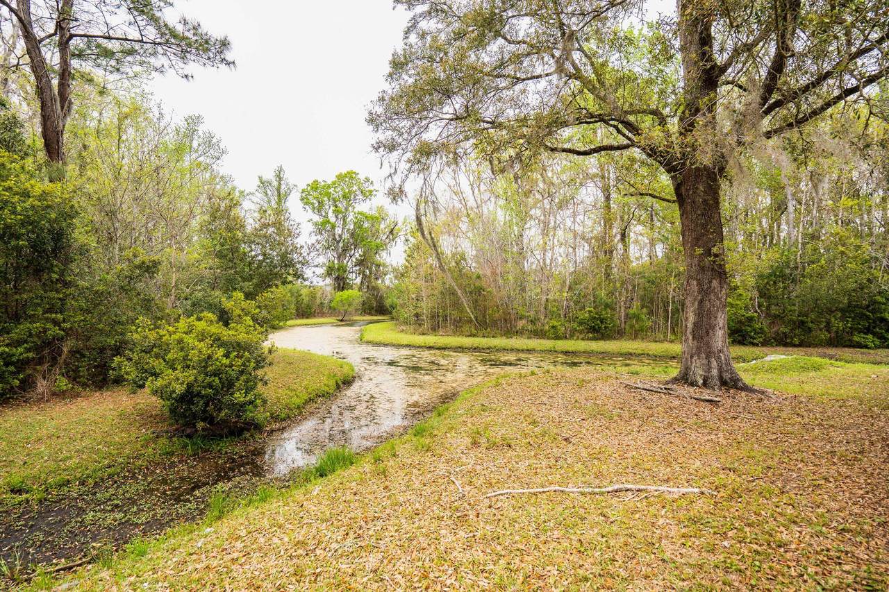 3122 Harding Court - Photo 1
