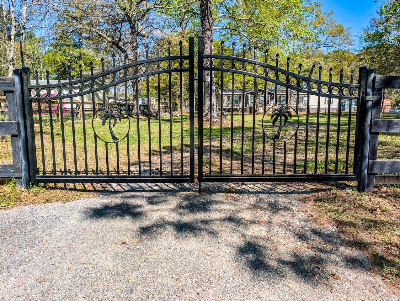 https://bt-photos.global.ssl.fastly.net/charleston/1280_boomver_2_26008701-2.jpg