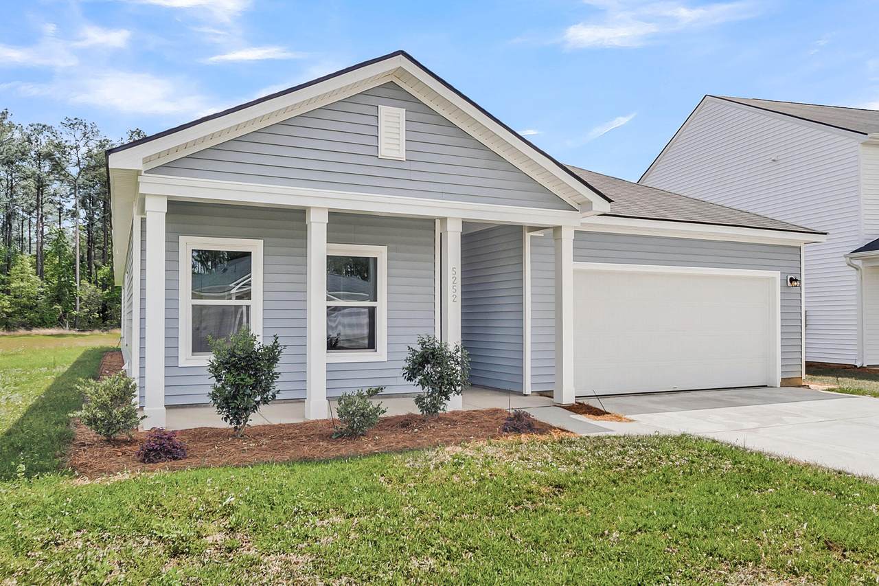 5252 Cottage Landing Drive - Photo 1