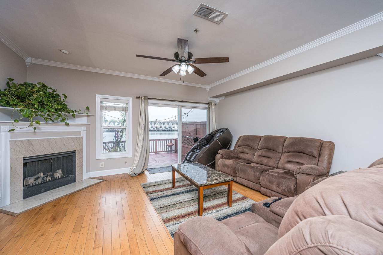 4933 Lake Palmetto Lane - Photo 1