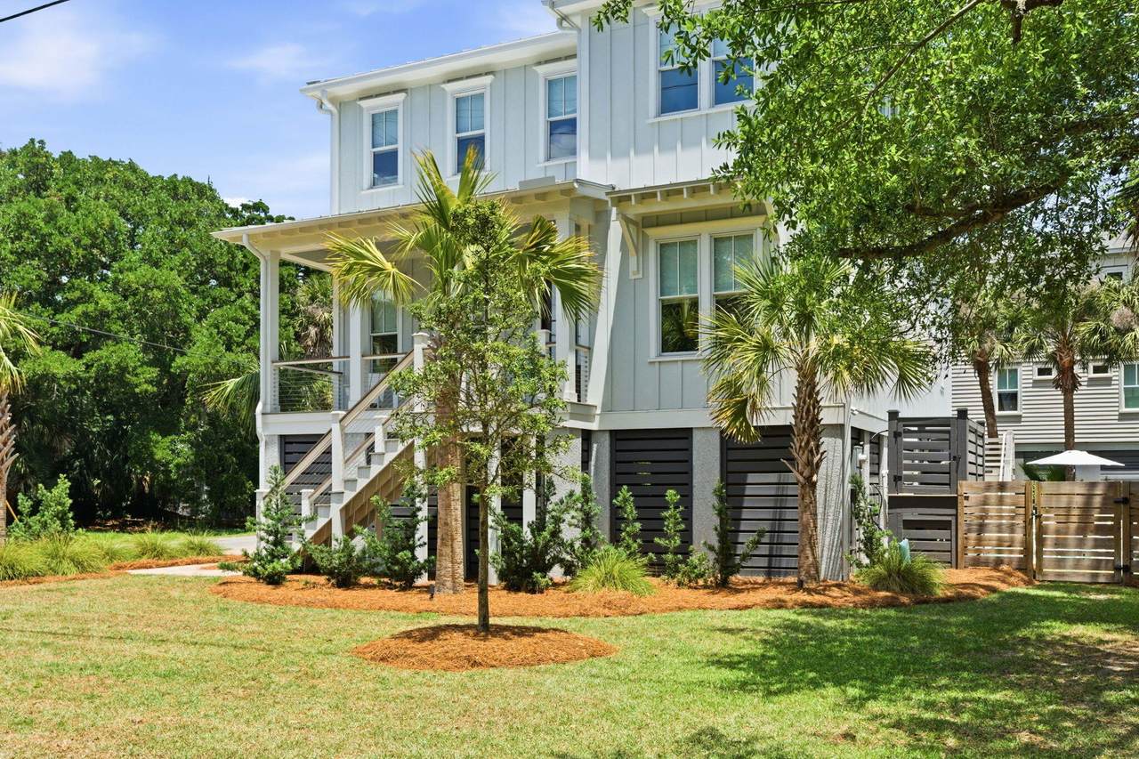2200 Hartnett Boulevard - Photo 1