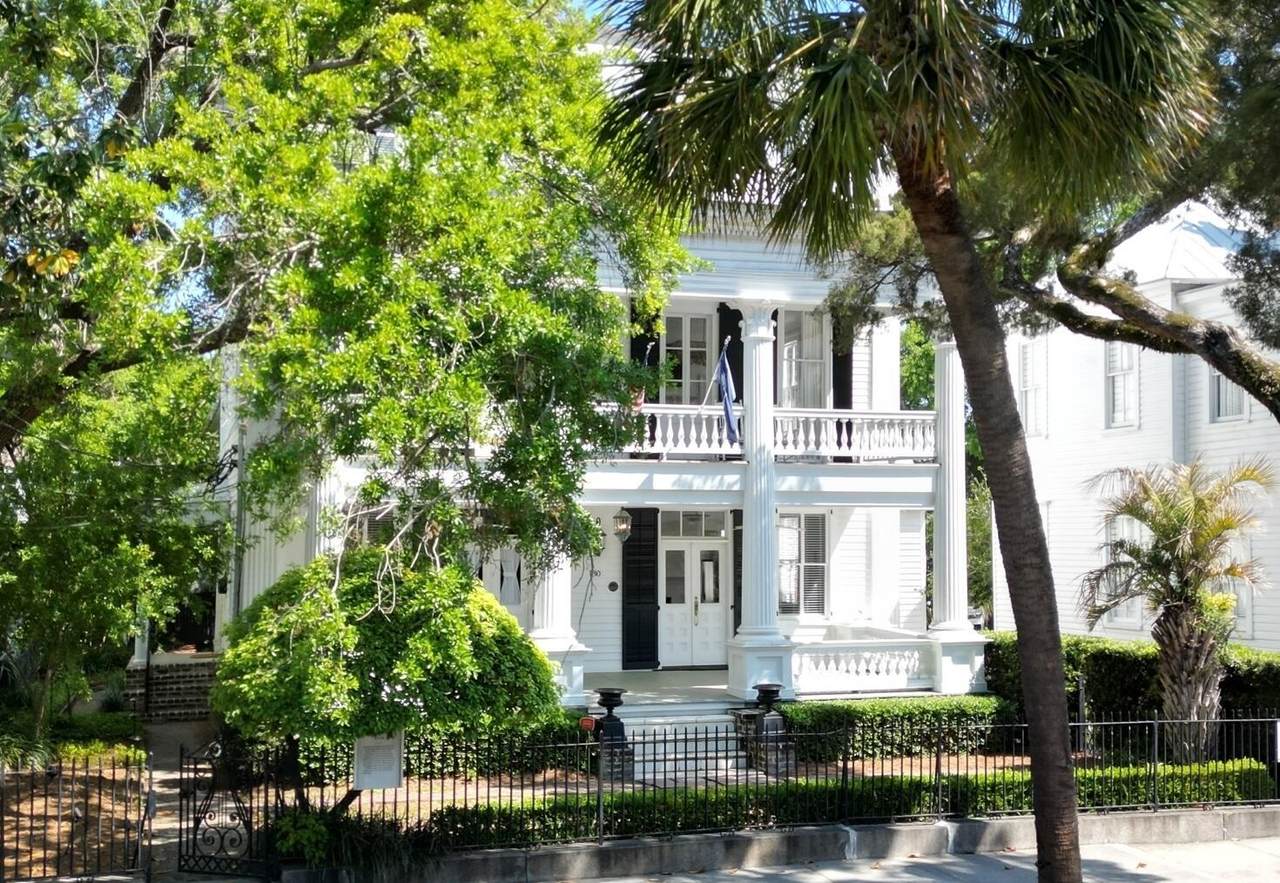 180 Broad Street - Photo 1