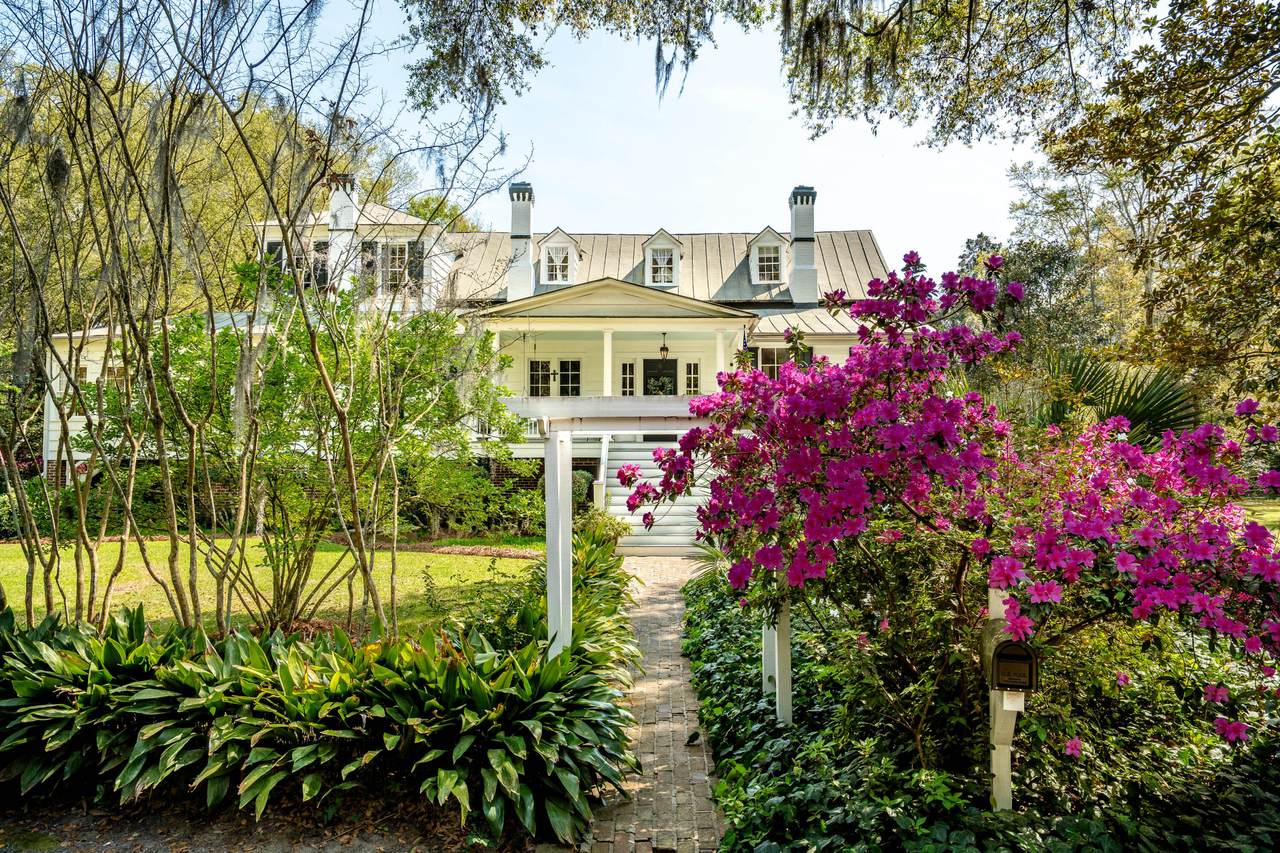 https://bt-photos.global.ssl.fastly.net/charleston/1280_boomver_2_26014049-2.jpg