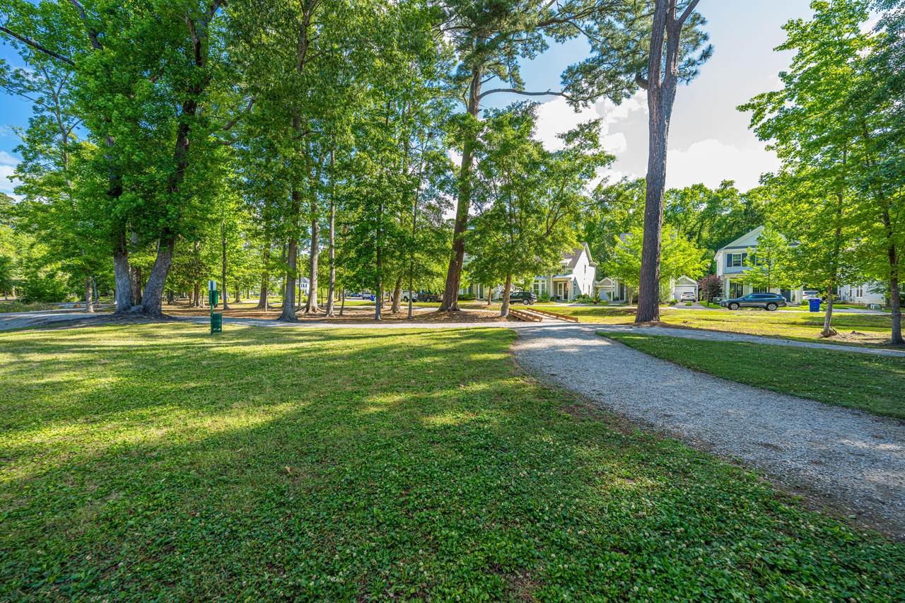 https://bt-photos.global.ssl.fastly.net/charleston/1280_boomver_3_26014614-2.jpg