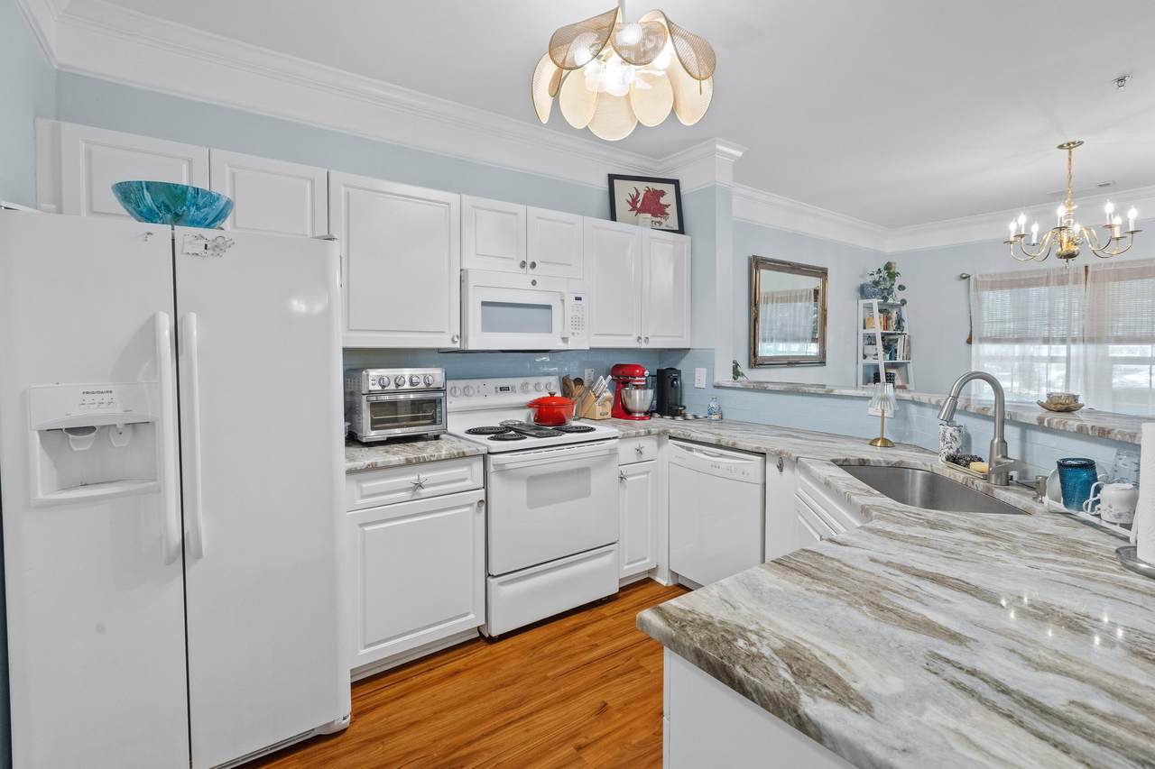 2216 Telfair Way - Photo 1