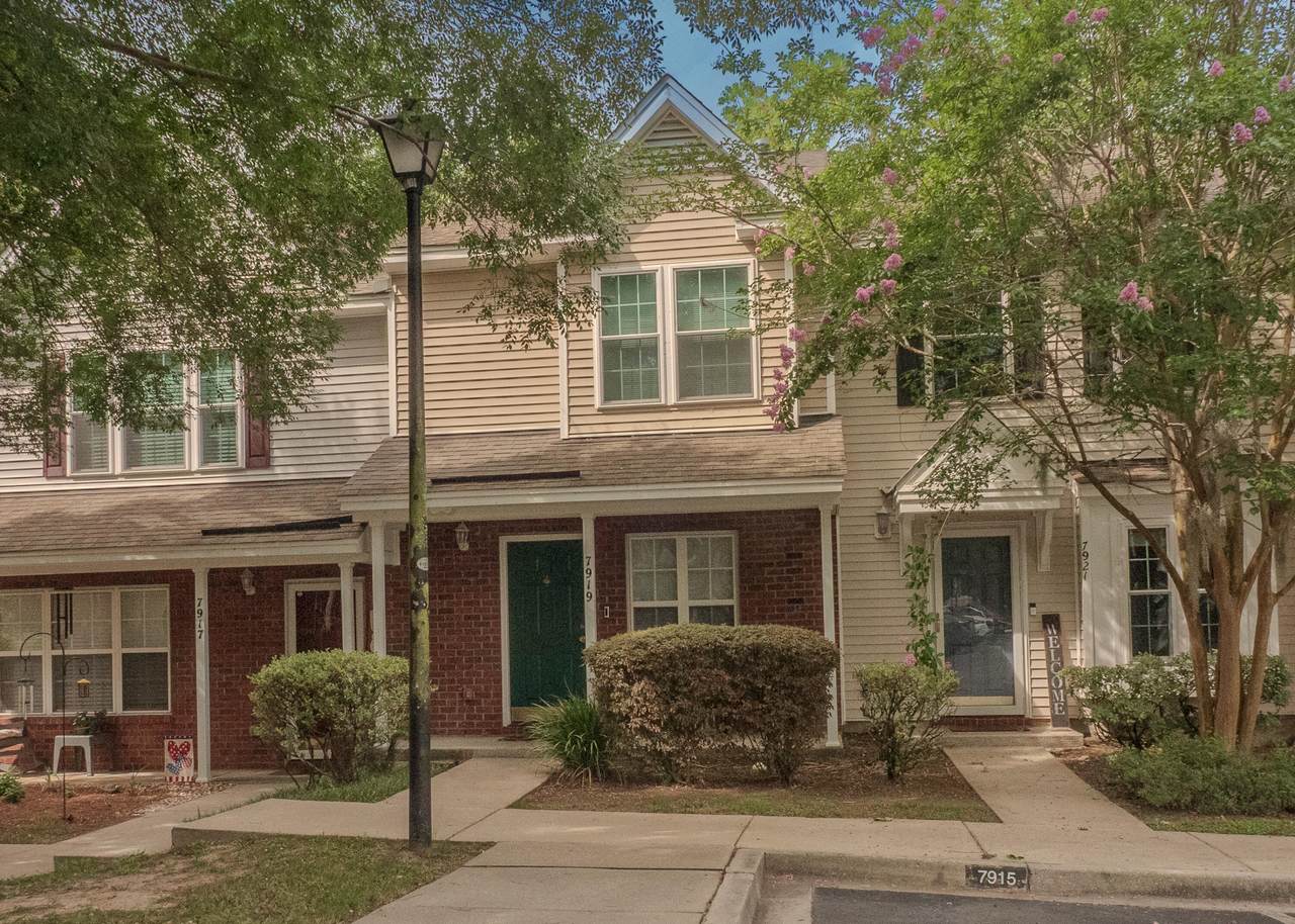 7919 Shadow Oak Drive - Photo 1