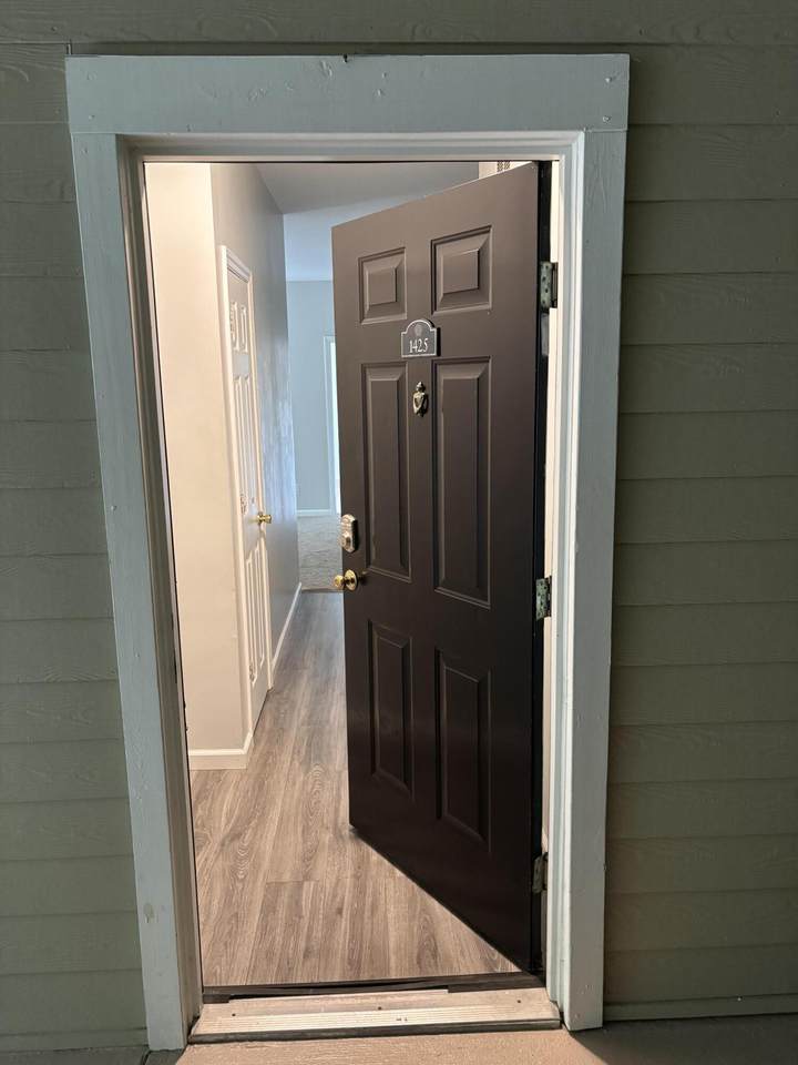 1600 Long Grove - Photo 1