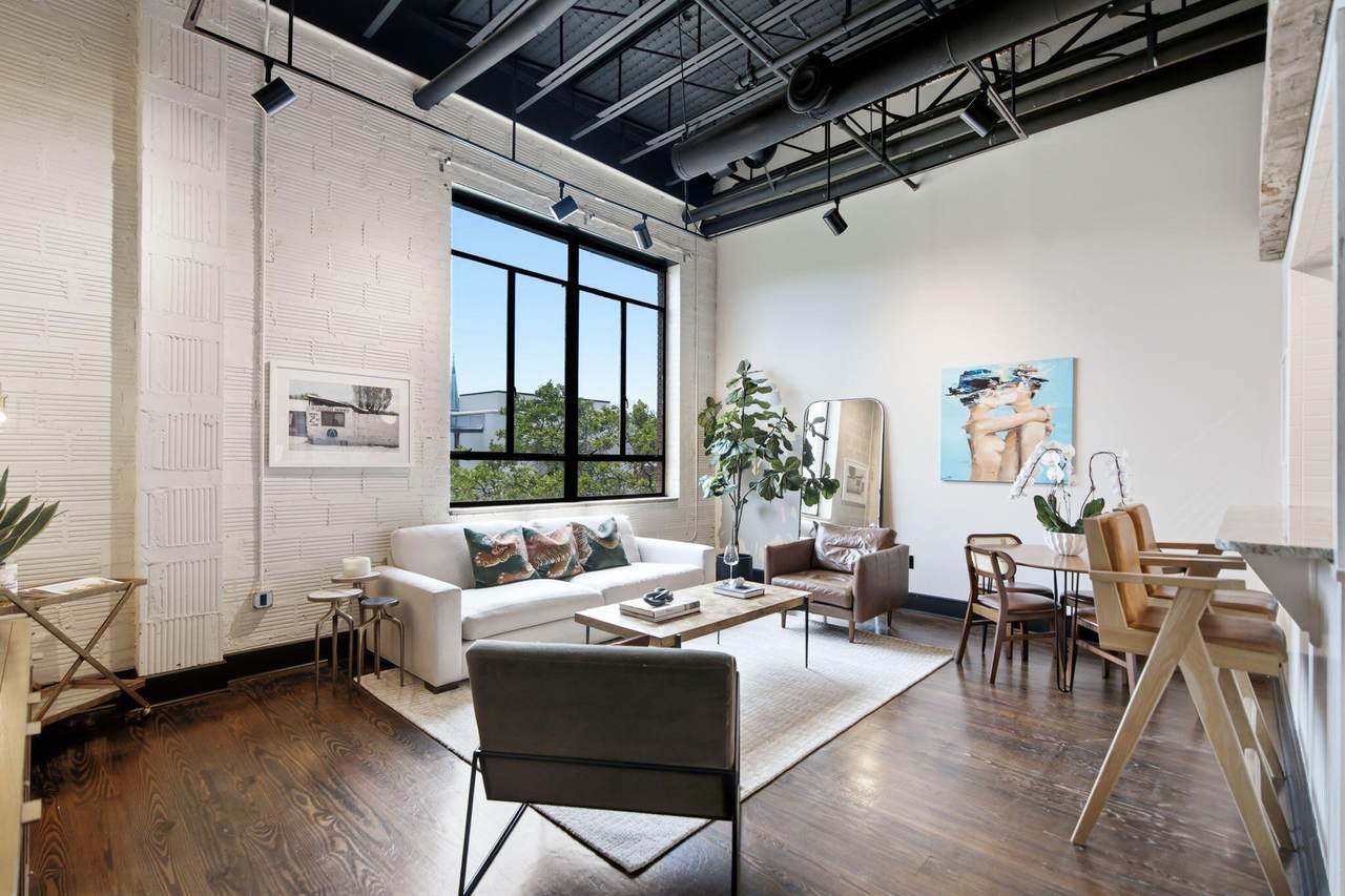 517 King Street - Photo 1