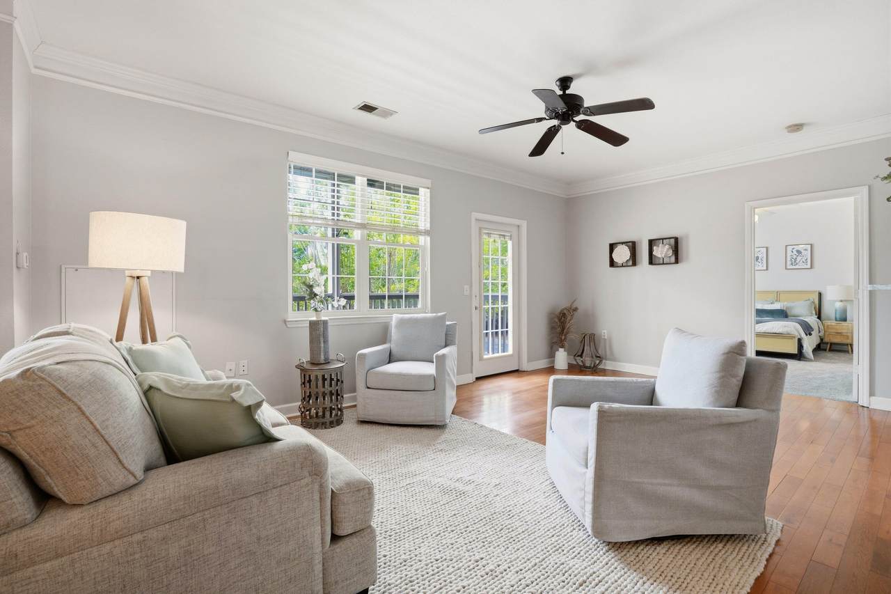 1533 Cambridge Lakes Drive - Photo 1