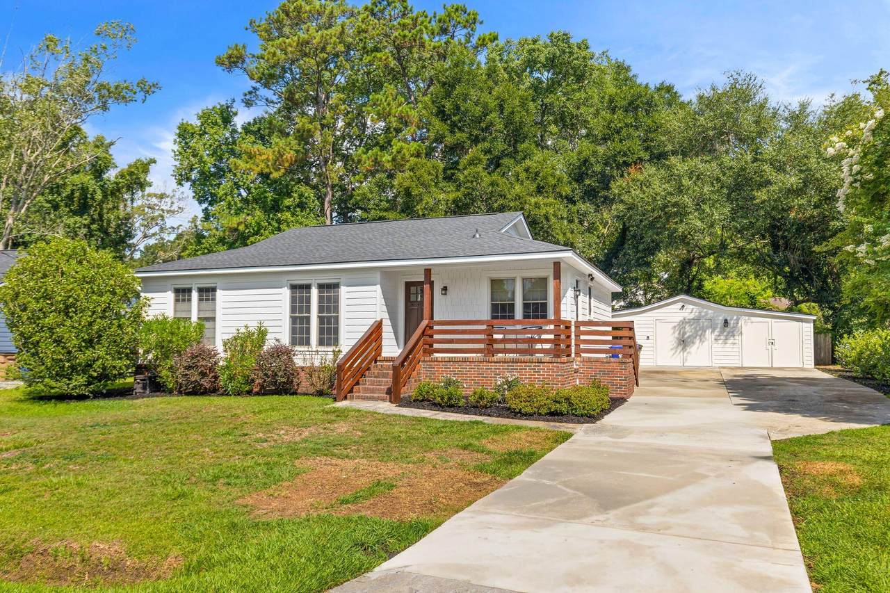 1115 Kentwood Circle - Photo 1