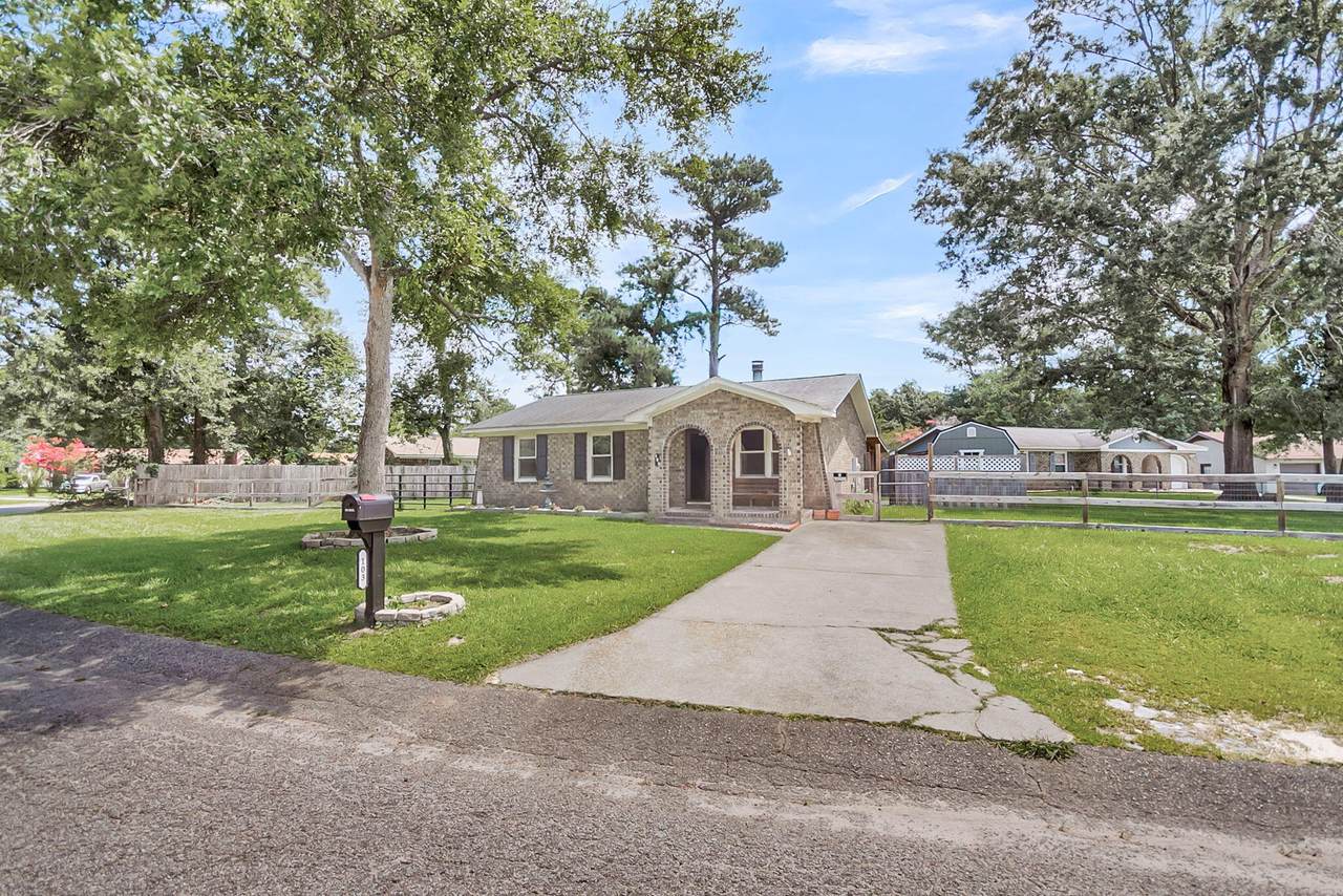 103 Mcduffie Court - Photo 1