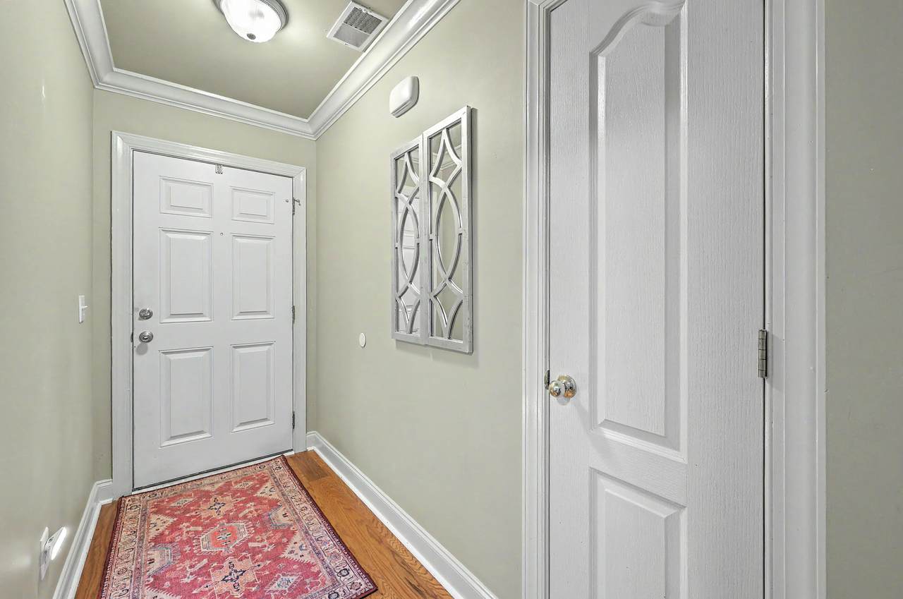 https://bt-photos.global.ssl.fastly.net/charleston/1280_boomver_2_26019383-2.jpg