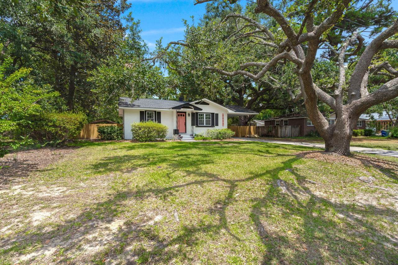 2632 Ridgewood Avenue - Photo 1
