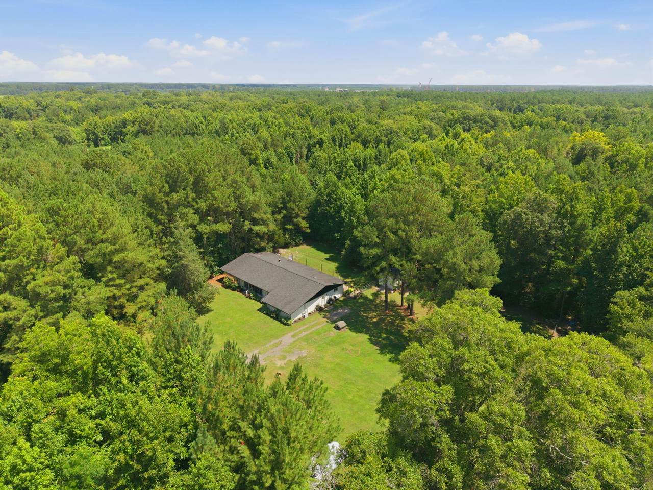 303 Woodbridge Road - Photo 1