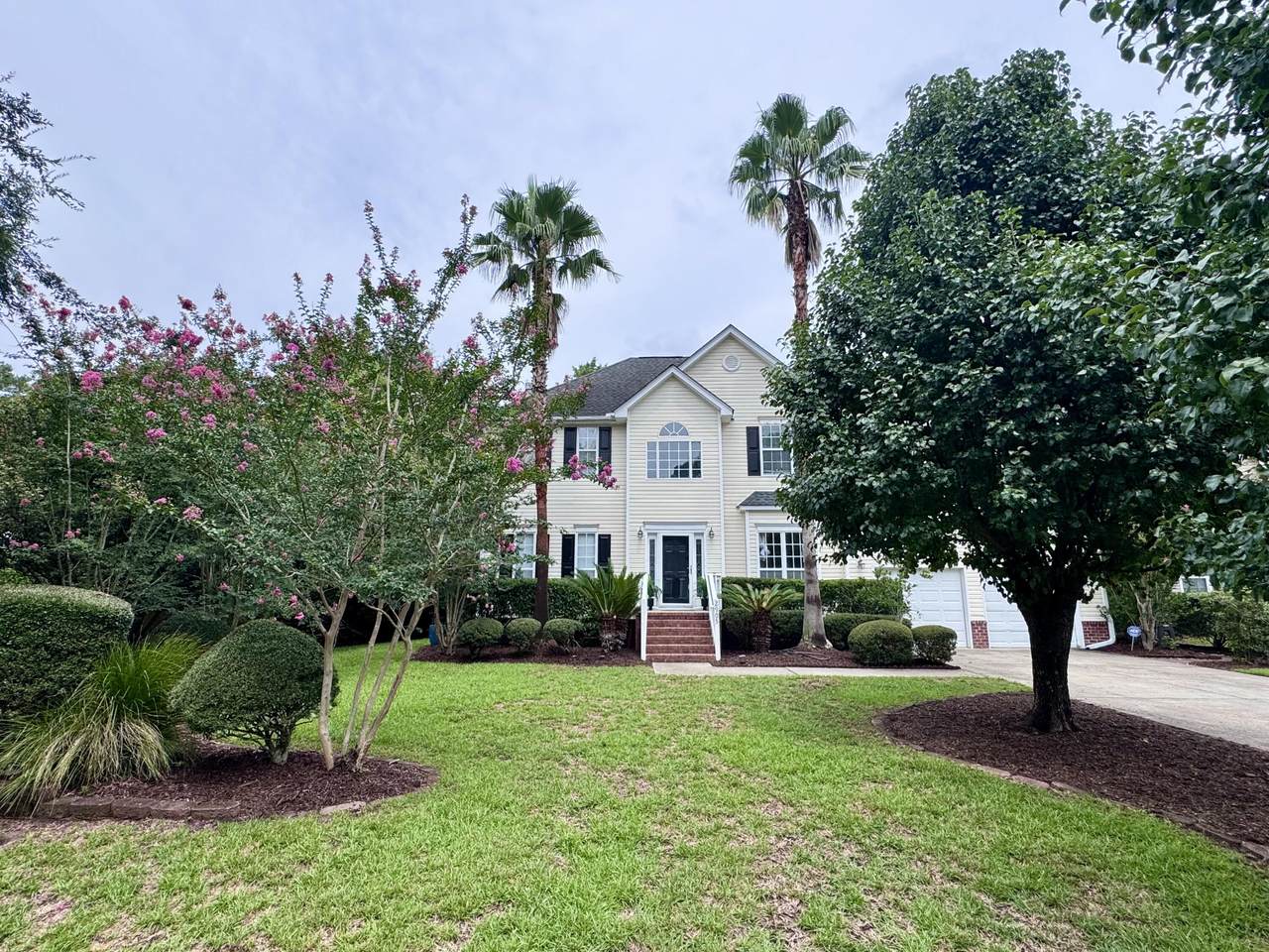 2905 Leatherleaf Court - Photo 1