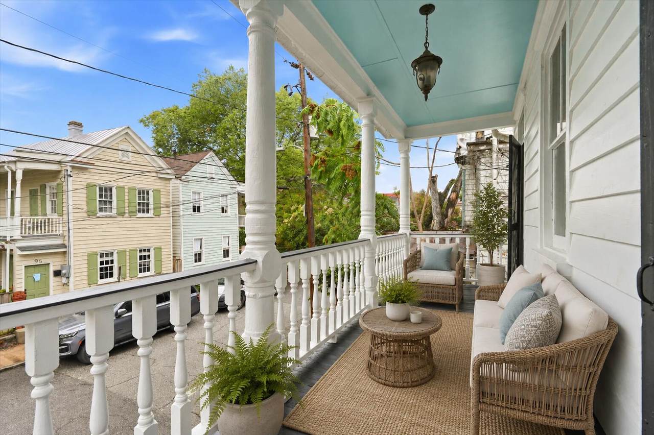https://bt-photos.global.ssl.fastly.net/charleston/1280_boomver_2_26022485-2.jpg