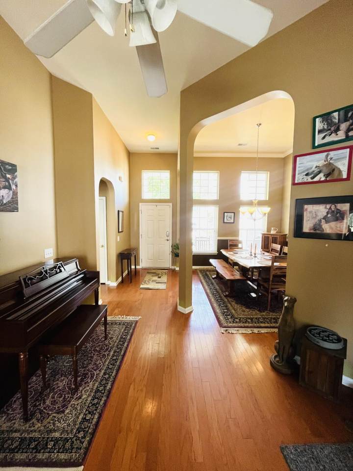https://bt-photos.global.ssl.fastly.net/charleston/1280_boomver_2_26023075-2.jpg