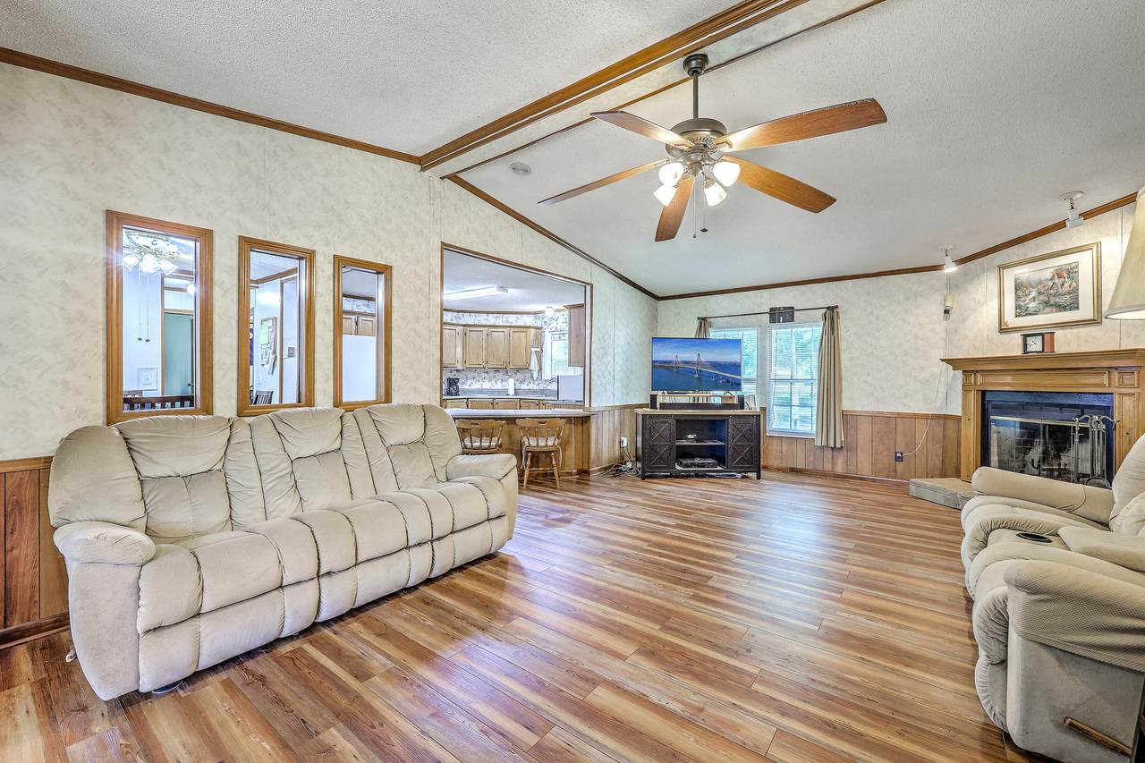 193 Turner Street - Photo 1