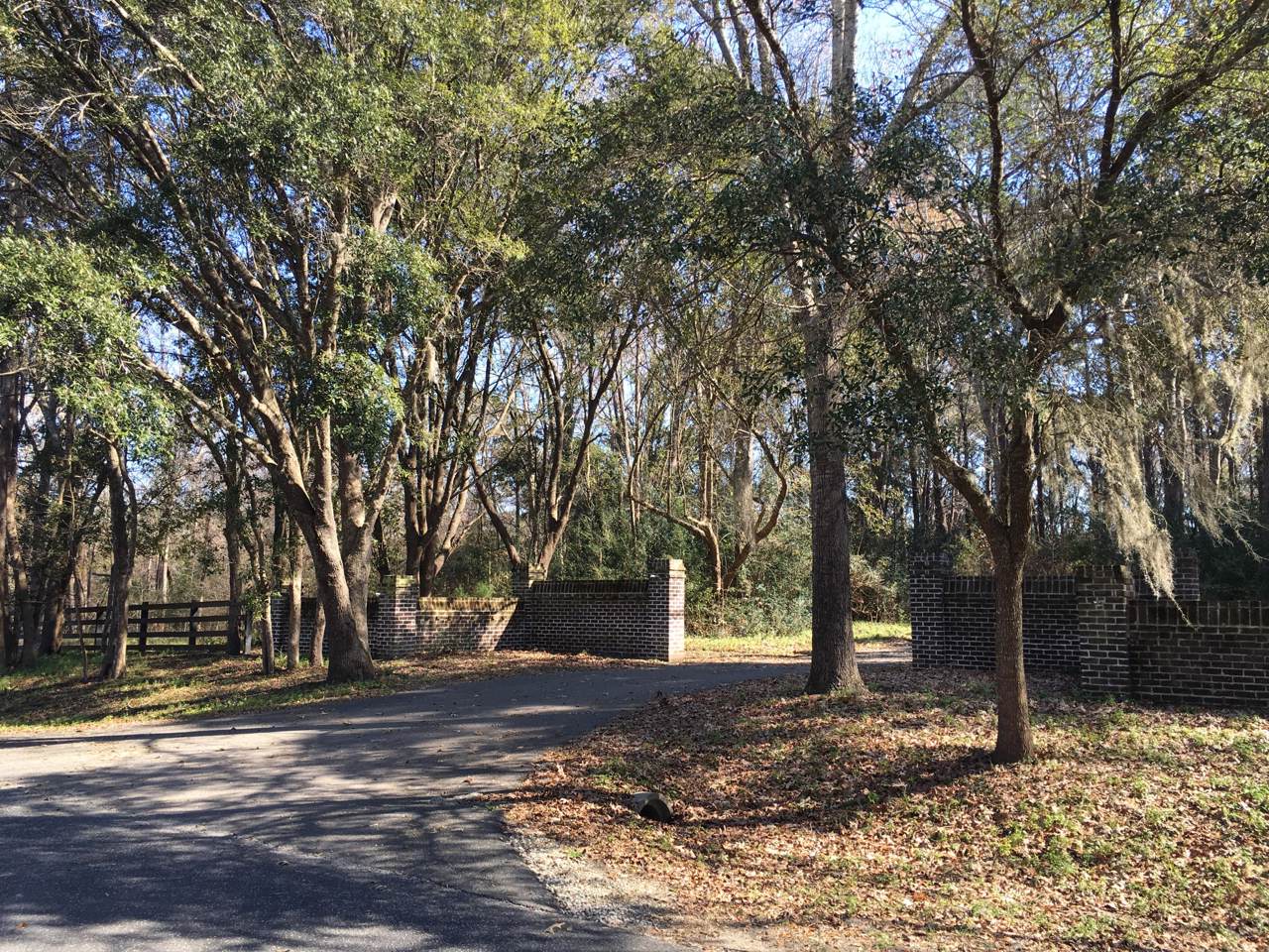 1408 Chandler Road - Photo 1