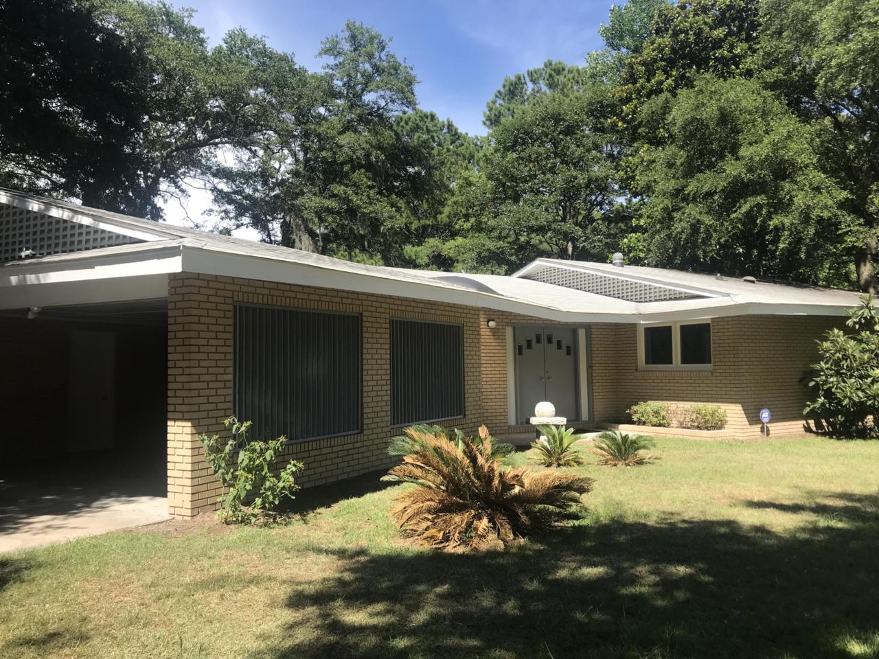 688 Ayers Drive - Photo 1