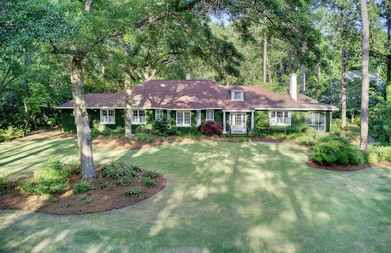 120 Parkwood Drive - Photo 1