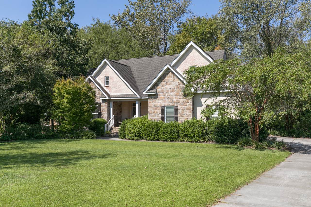 1509 Cedar Avenue - Photo 1