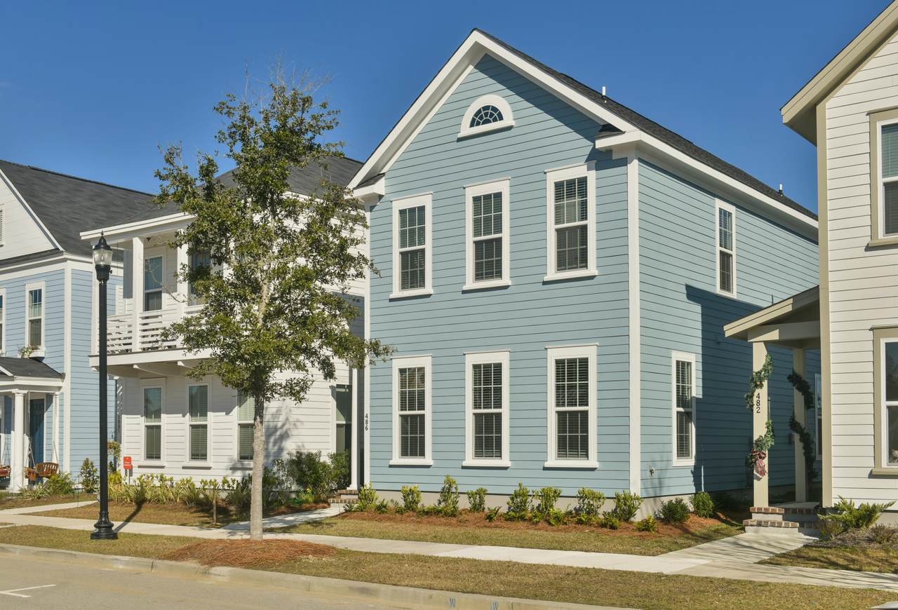 486 Woodgate Way - Photo 1