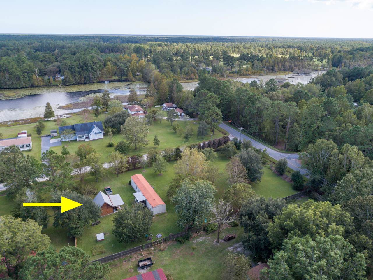 1894 United Drive - Photo 1