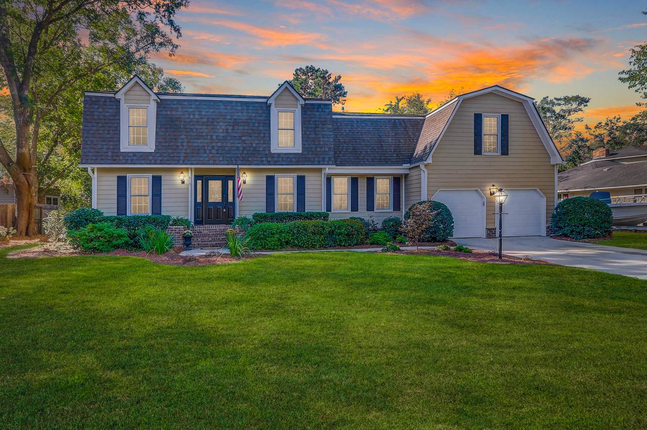 673 Pelzer Drive - Photo 1