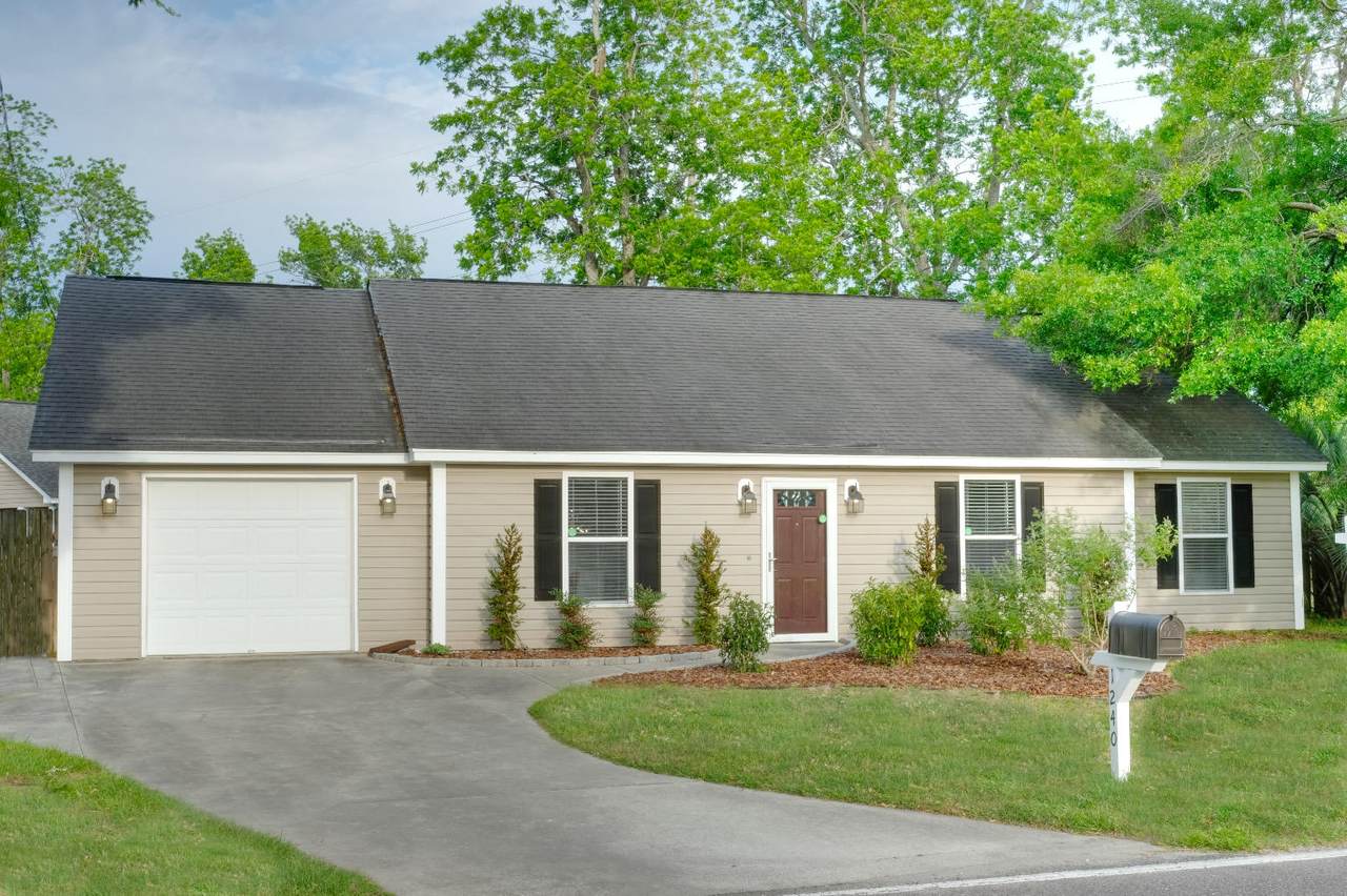1240 Secessionville Road - Photo 1