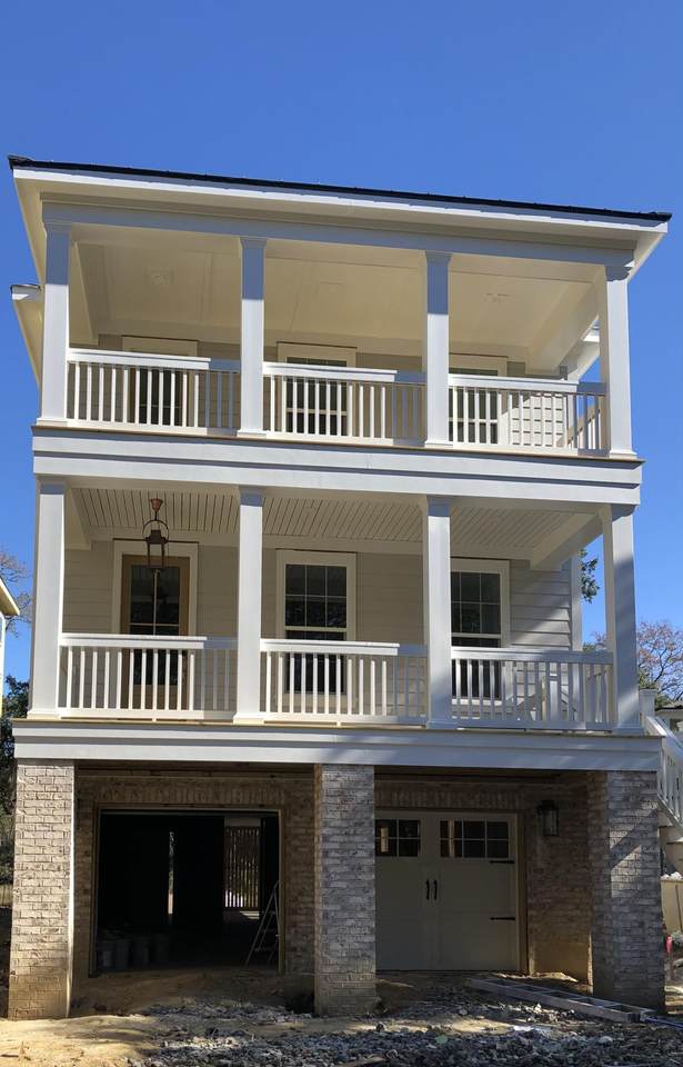 1103 Avenue Of Oaks - Photo 1