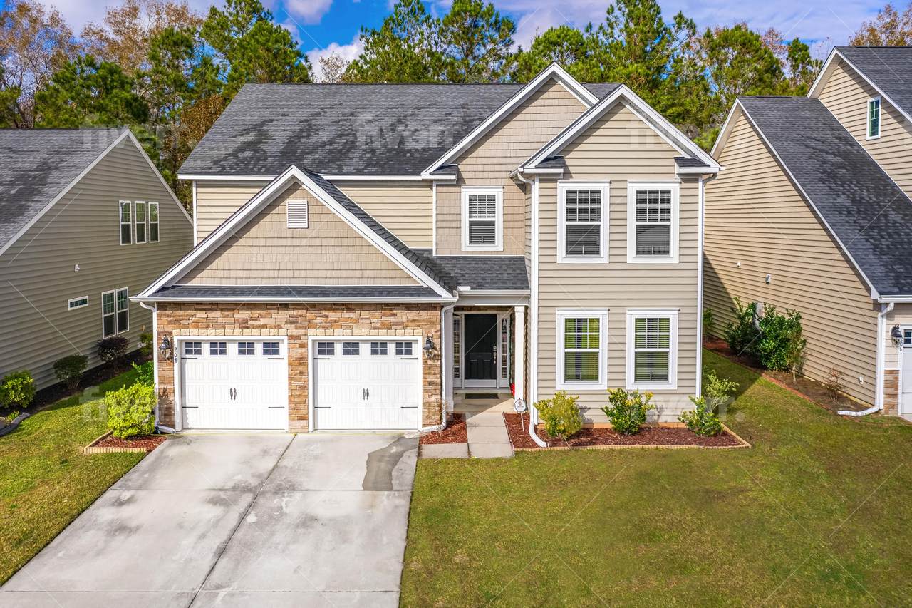 208 Buttonbush Court - Photo 1