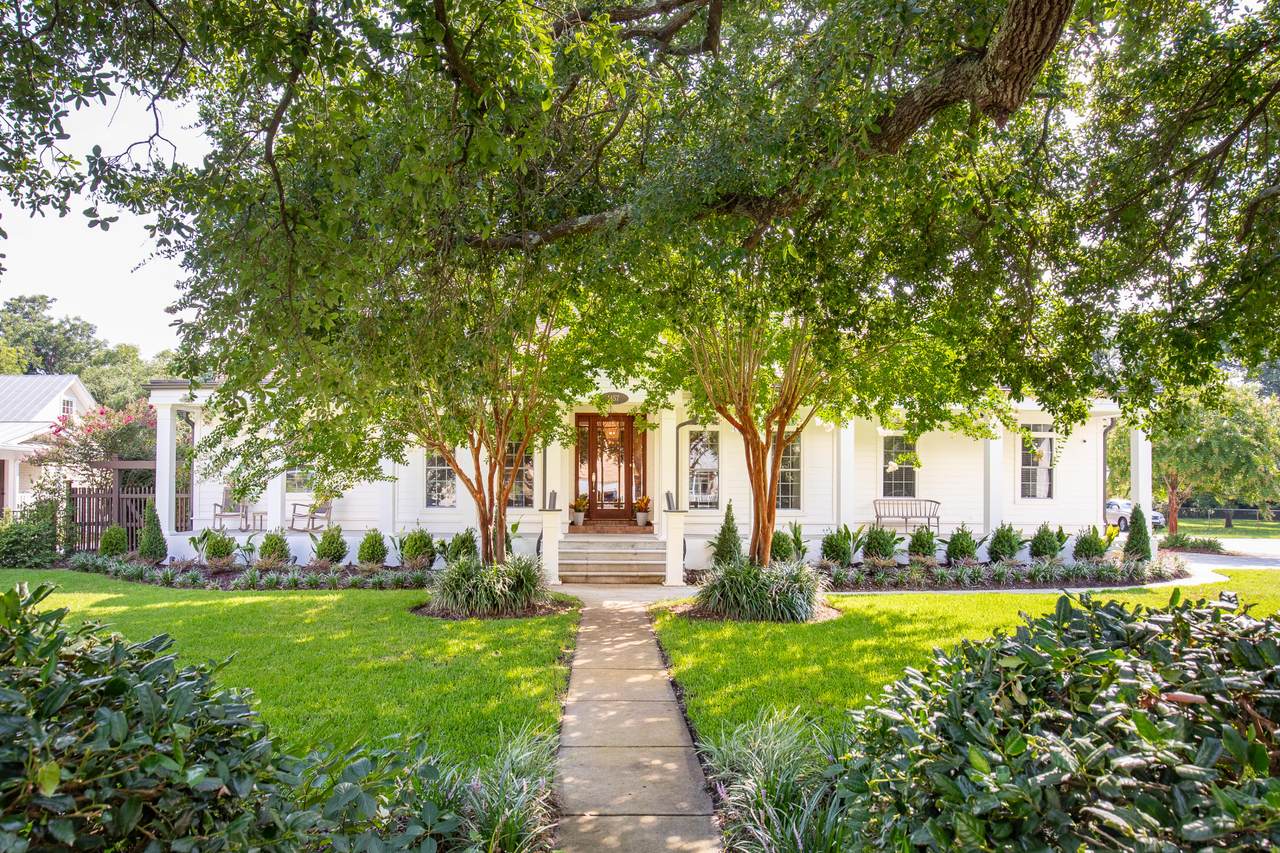 1457 Simmons Street - Photo 1