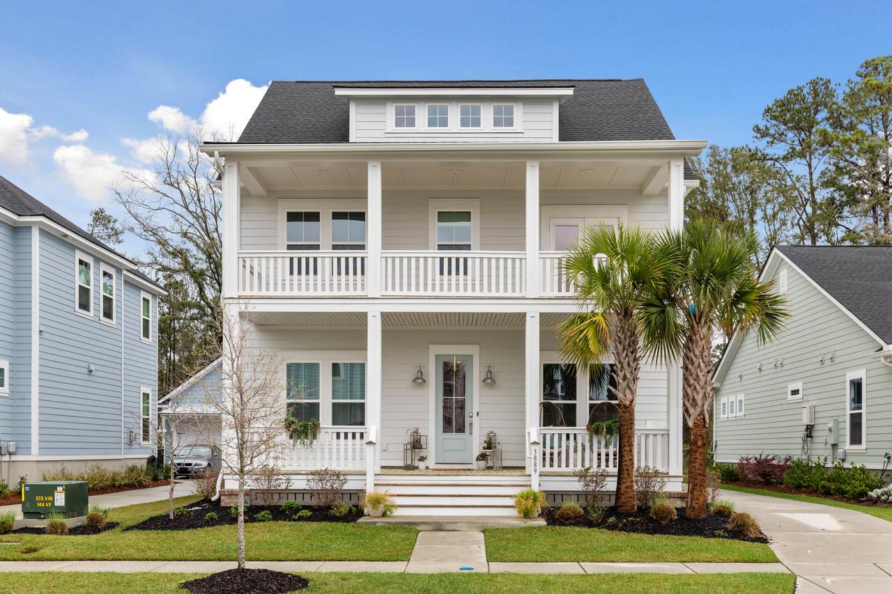 3889 Maidstone Drive - Photo 1