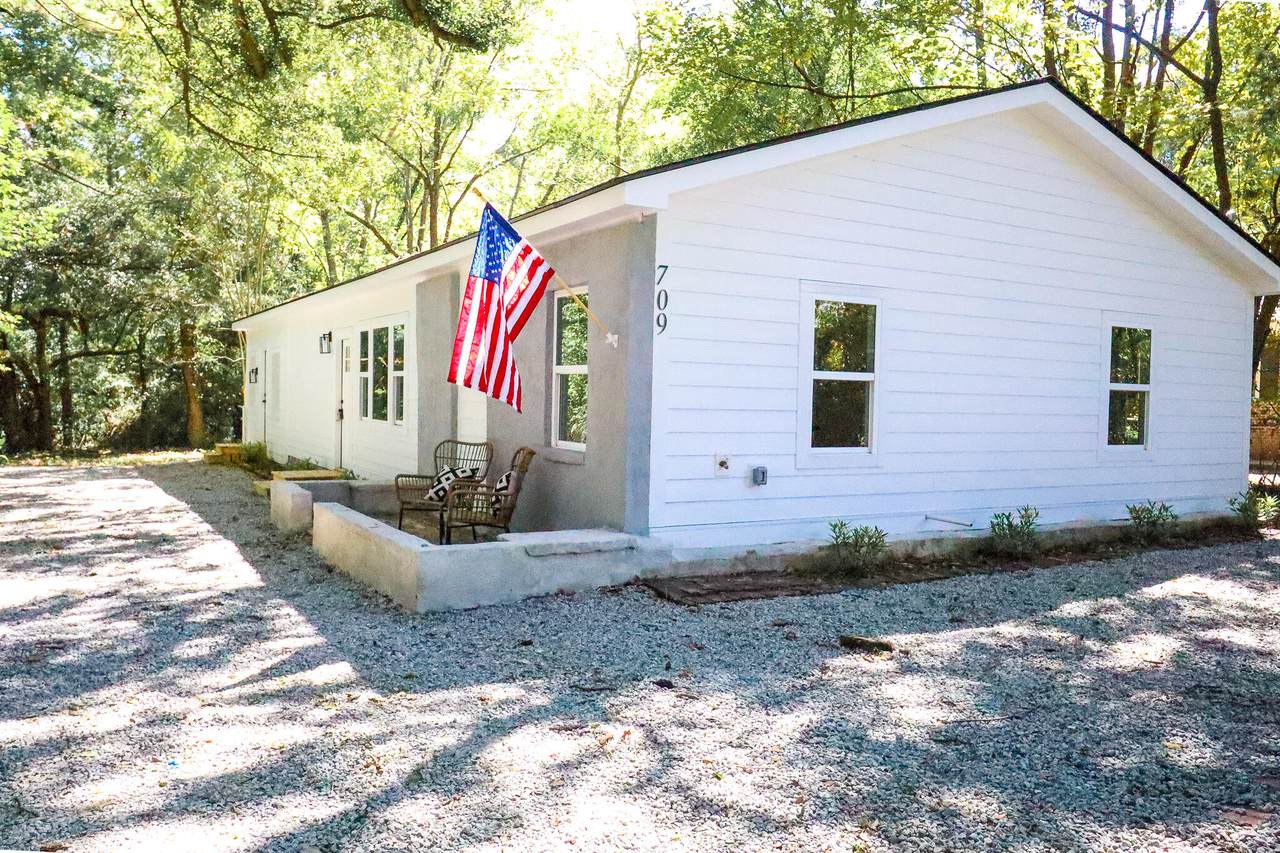709 Felix Street - Photo 1