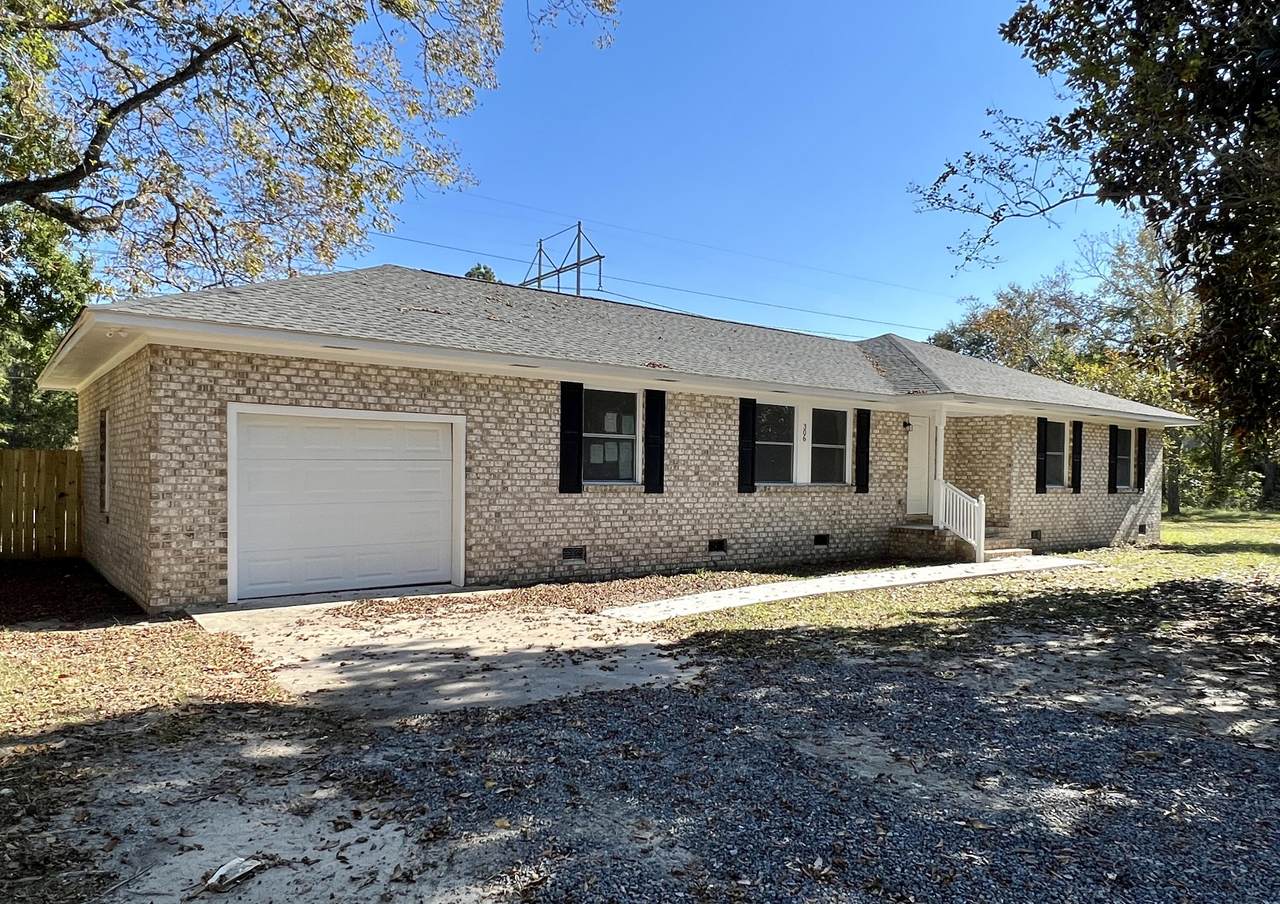 306 Cotie Lane - Photo 1