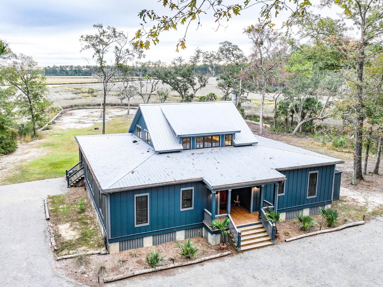 200 Tilly Point Way - Photo 1