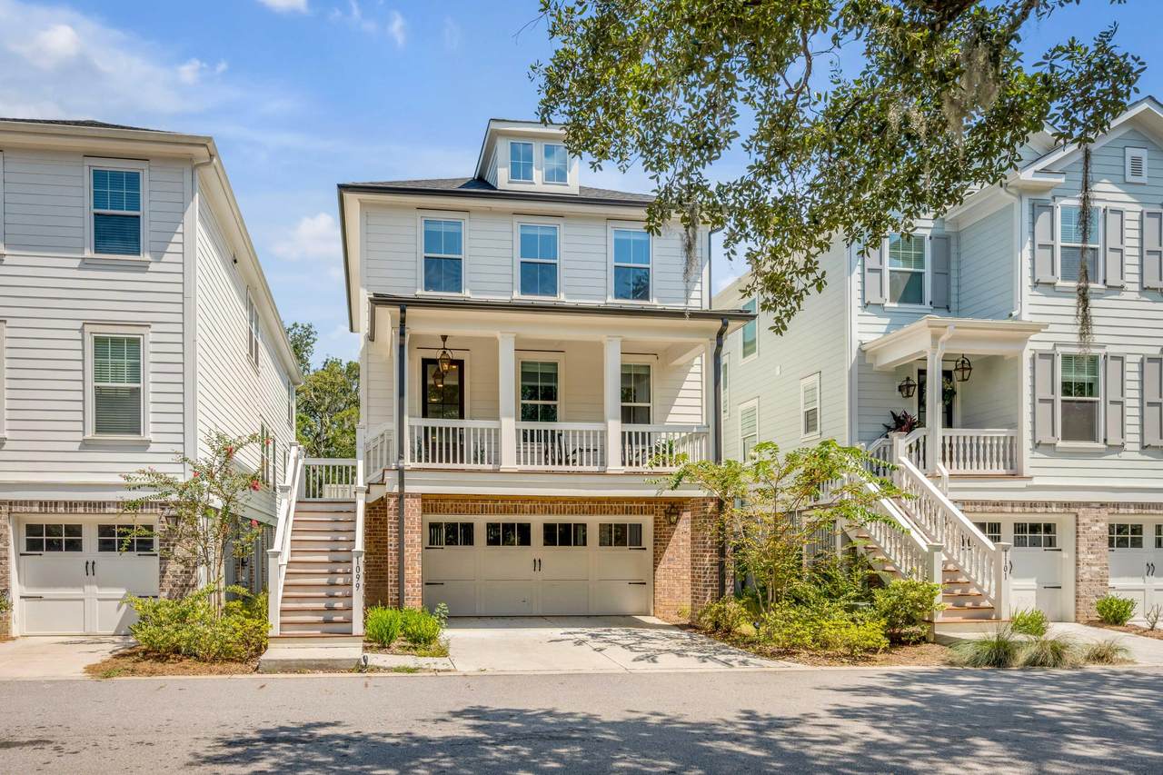 1099 Avenue Of Oaks - Photo 1