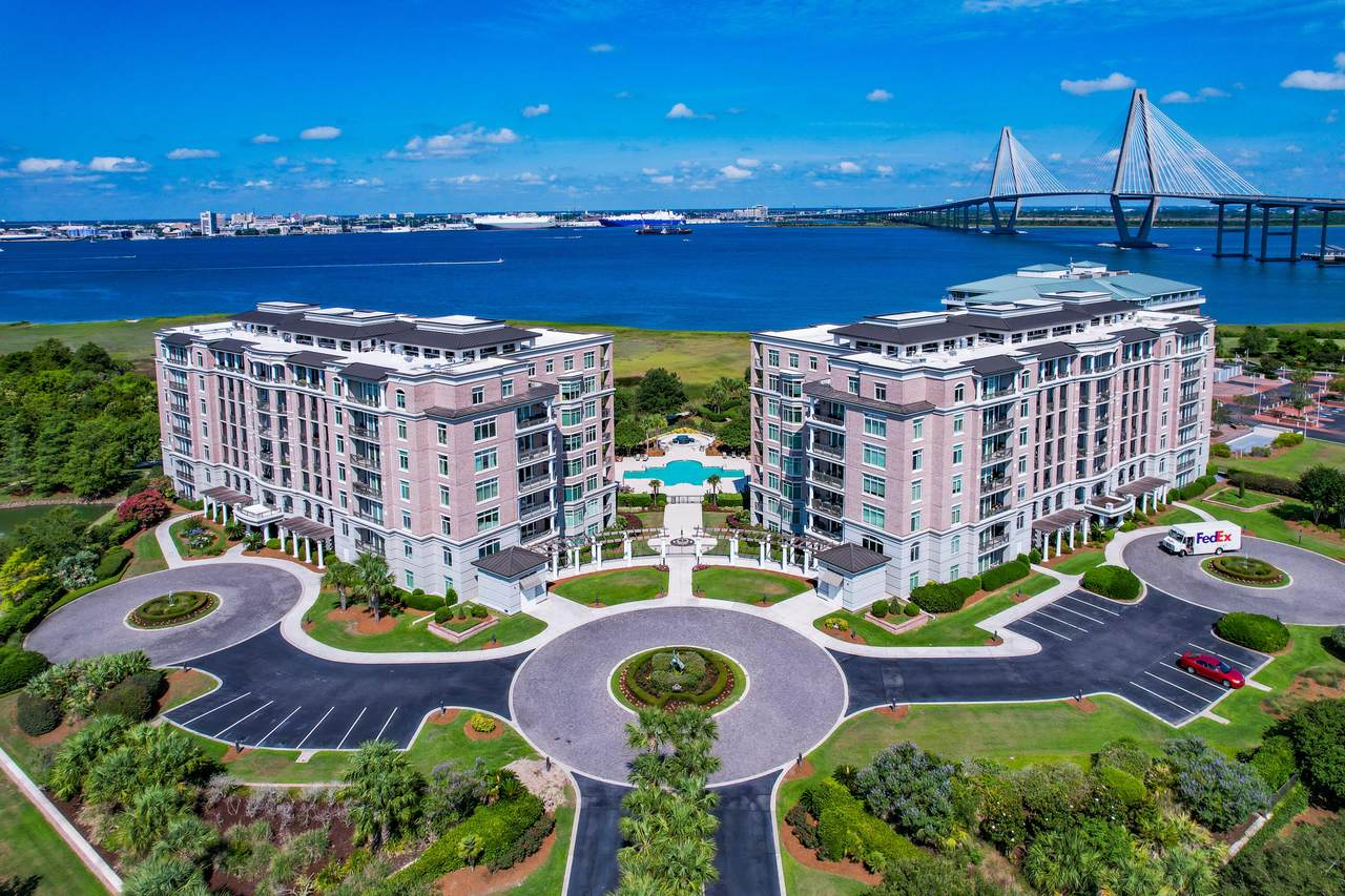 221 Plaza Ct - Photo 1